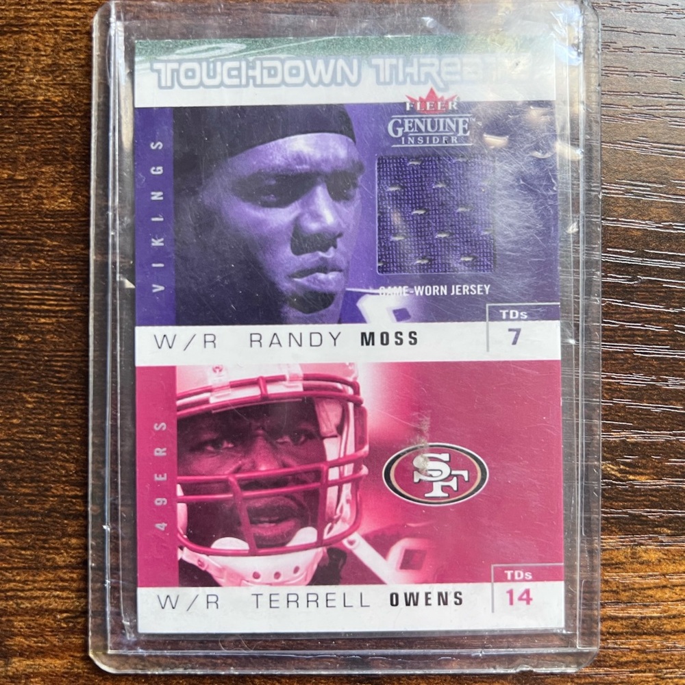 2003 Fleer Randy Moss/Terrell Owens Jersey Card (TT-RM)